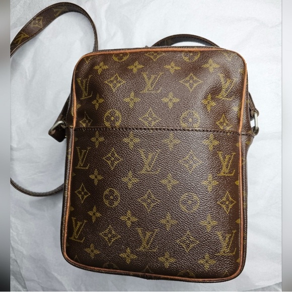 Louis Vuitton Vintage Petit Marceau - Picture 2 of 15